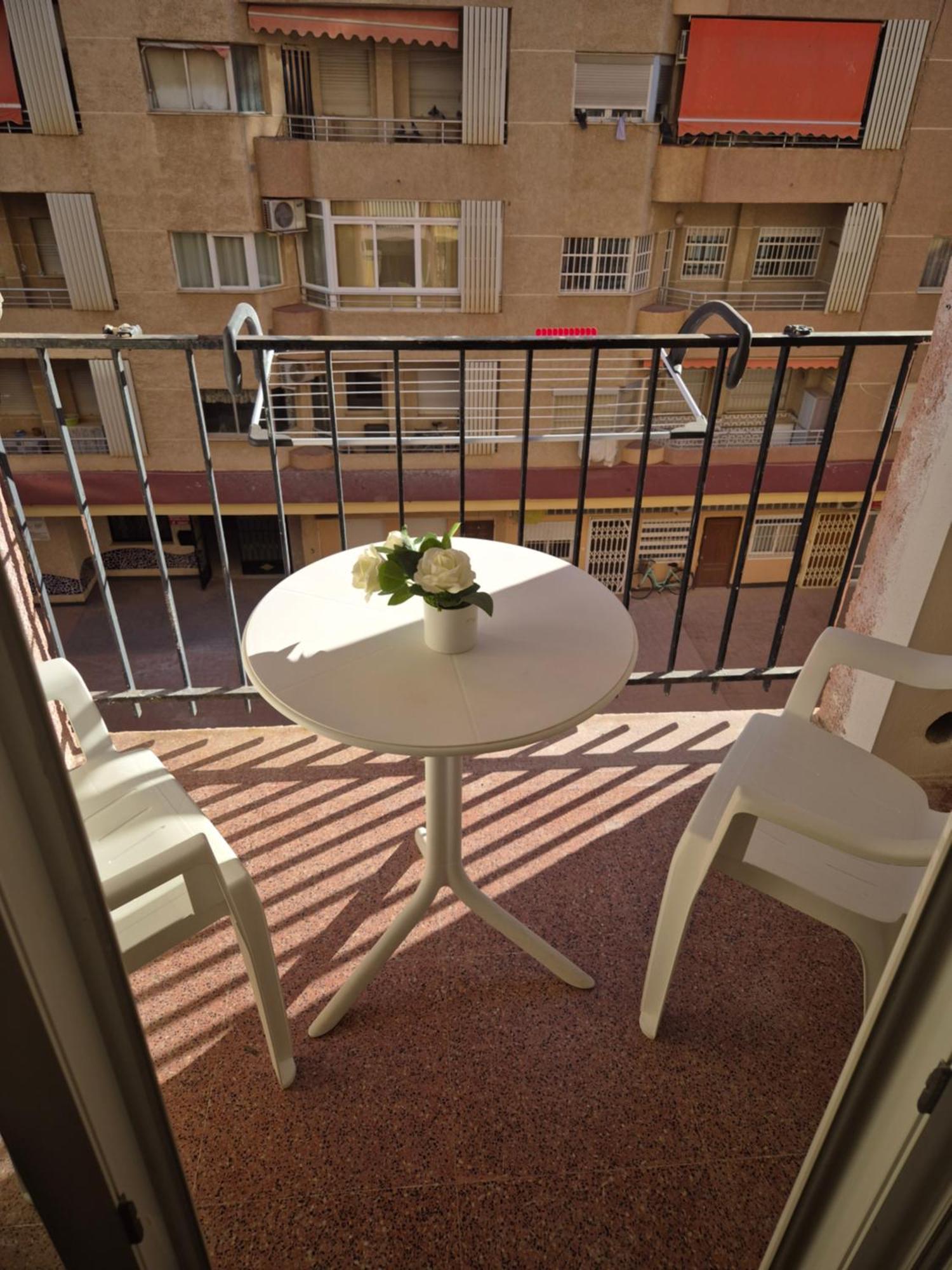 Studio A 200M De La Playa Los Locos Torrevieja Zimmer foto